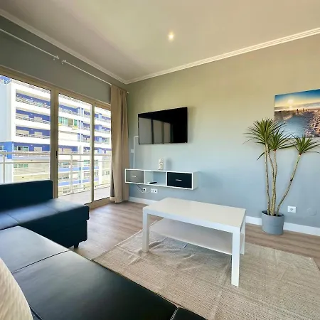 Fc - With Pool Apartment